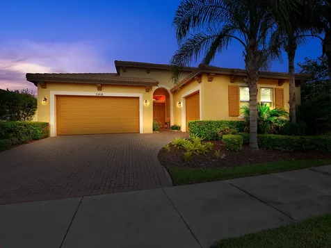 11418 SW Hillcrest Circle Port St Lucie FL 34987