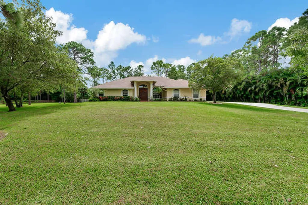 18312 49th Street N Loxahatchee FL 33470