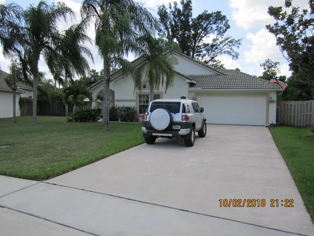 4479 Sunset Cay Circle Boynton Beach FL 33436