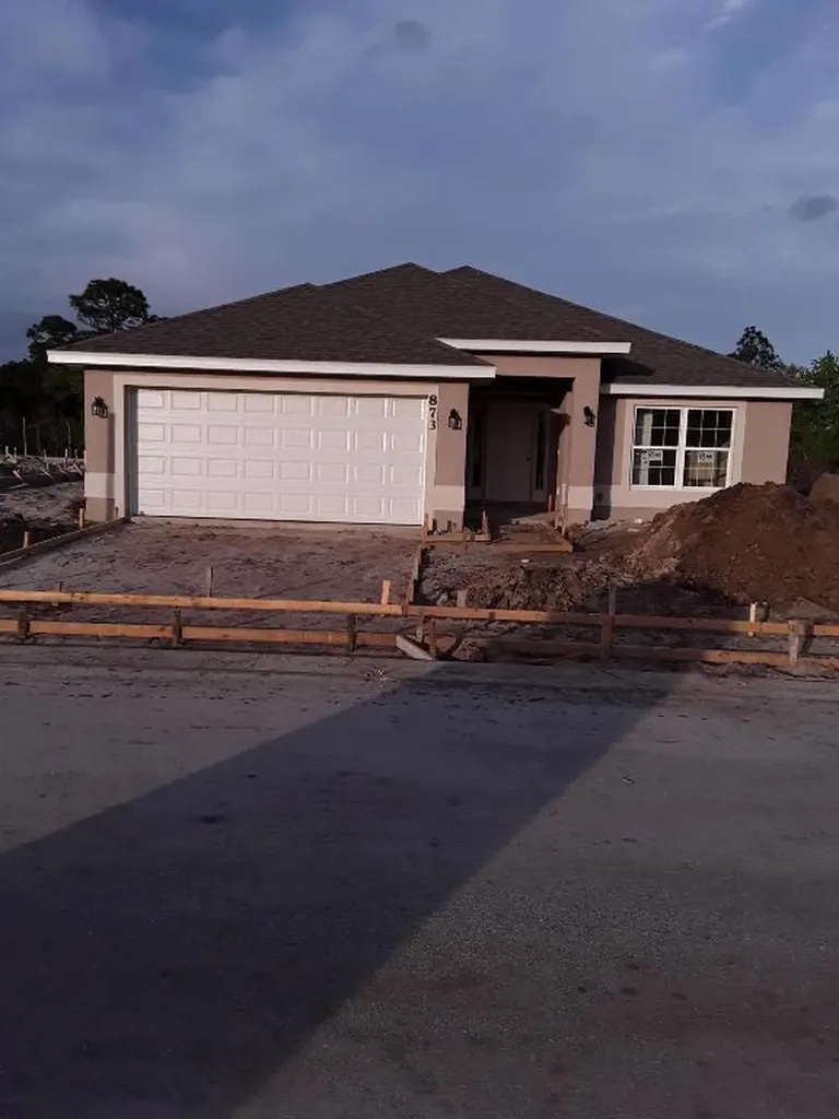 873 NE Whistling Duck Way Port St Lucie FL 34983