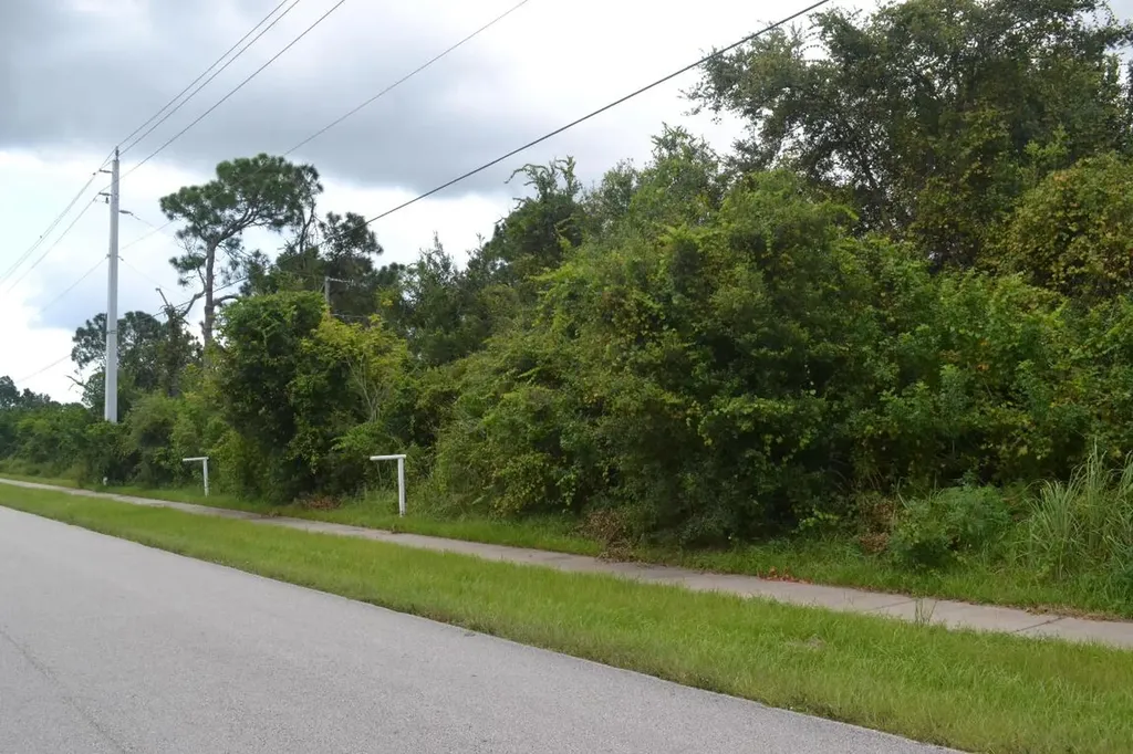 1174 Jaslo Street SE Palm Bay FL 32909