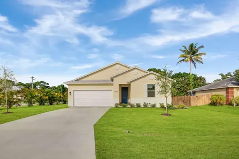 2098 SE Mantua Street Port St Lucie FL 34952