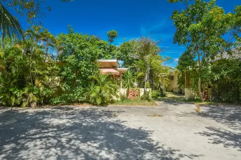 307 NE 5th Avenue Delray Beach FL 33483