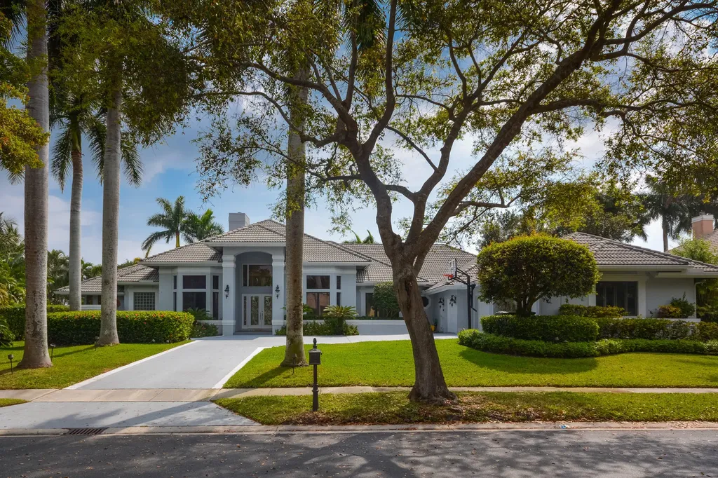 5896 NW 23rd Terrace Boca Raton FL 33496