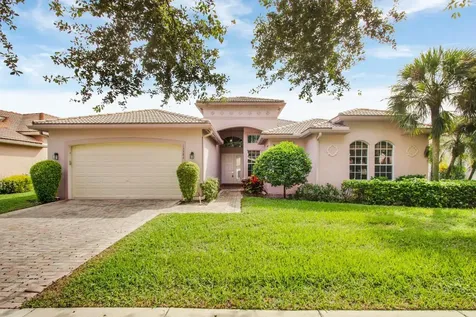 13582 Barcelona Lake Circle Delray Beach FL 33446