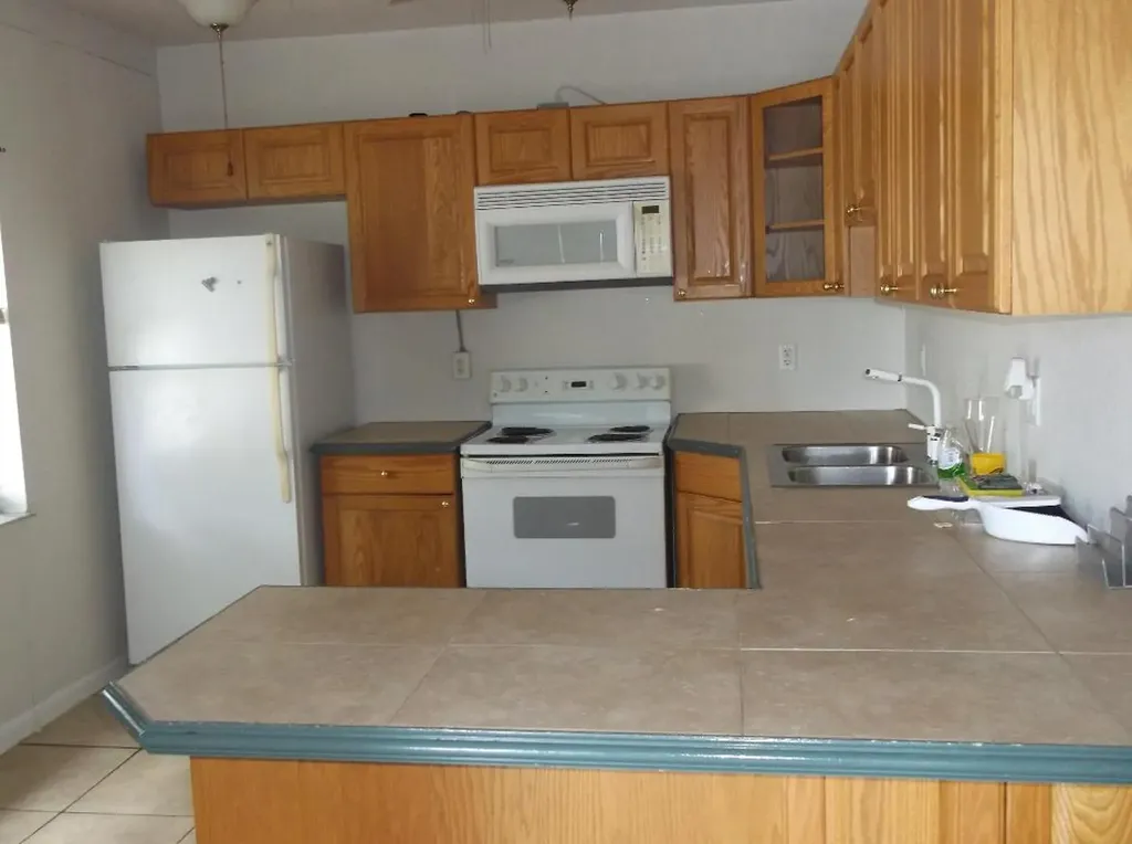 230 N L Street Lake Worth Beach FL 33460