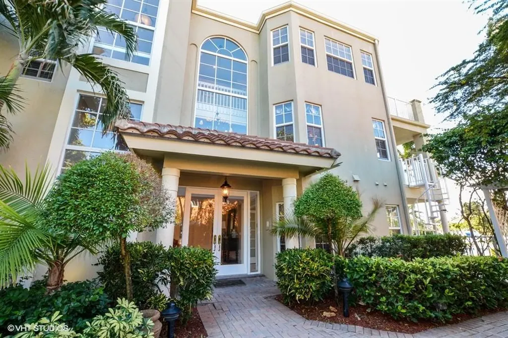 1125 Bel Air Drive Highland Beach FL 33487