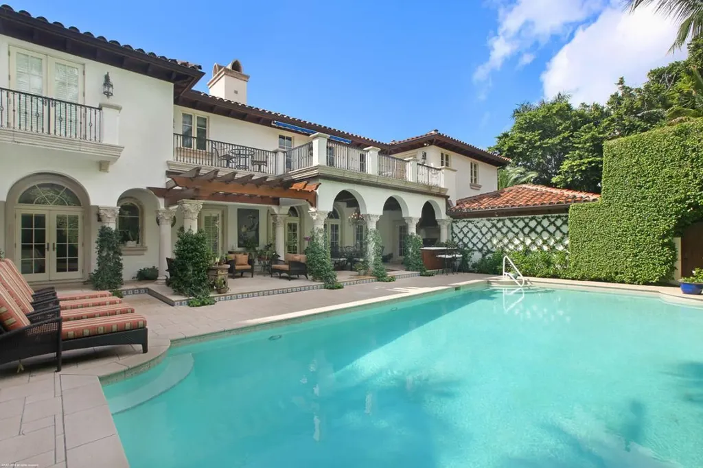 225 Seabreeze Avenue Palm Beach FL 33480