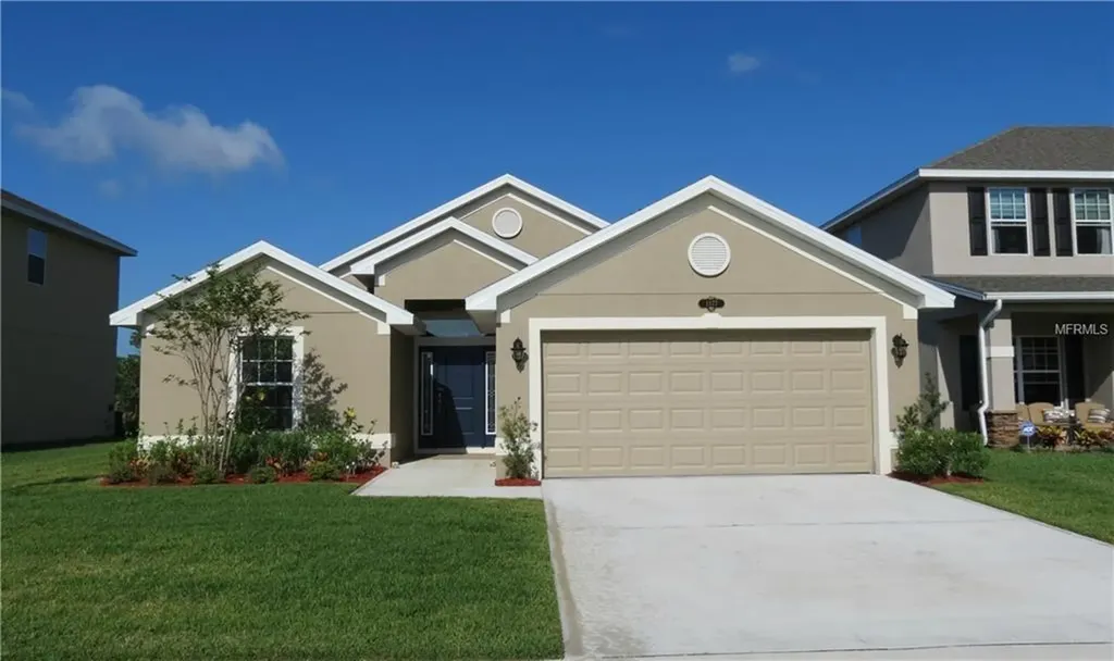 880 NE Whistling Duck Way Port St Lucie FL 34983