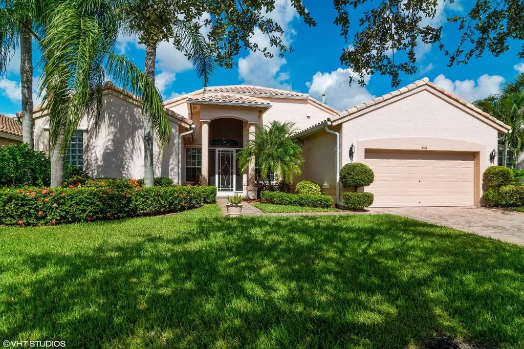 506 NW Blue Lake Drive Port St Lucie FL 34986