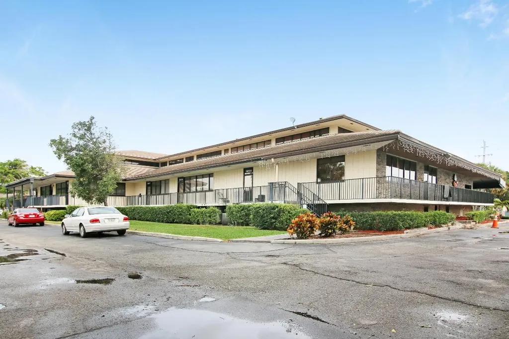5455 N Federal Highway Boca Raton FL 33487