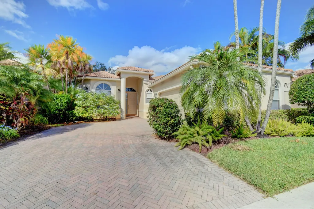 5239 Ventura Drive Delray Beach FL 33484