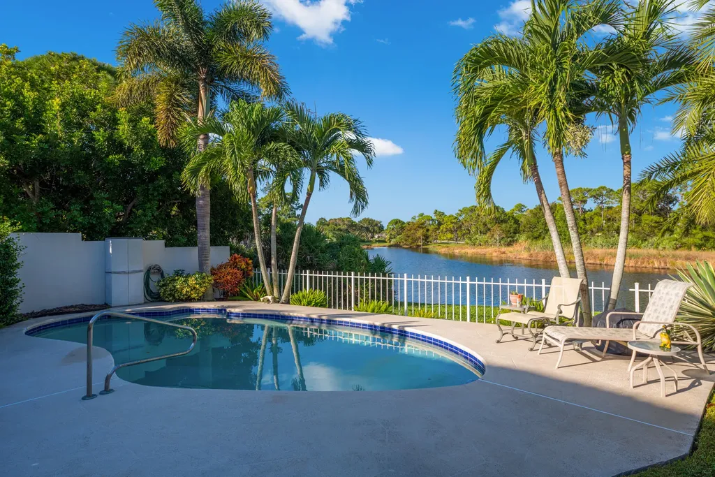 5189 SE Inkwood Way Hobe Sound FL 33455