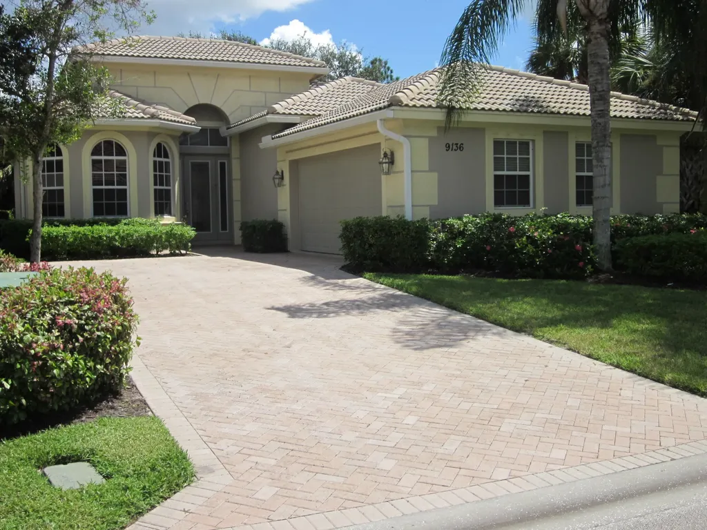 9136 Short Chip Circle Port St Lucie FL 34986