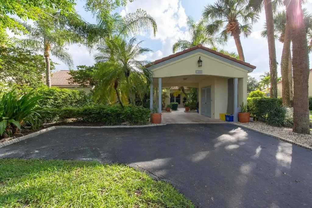 2425 Vista Del Prado Drive Wellington FL 33414