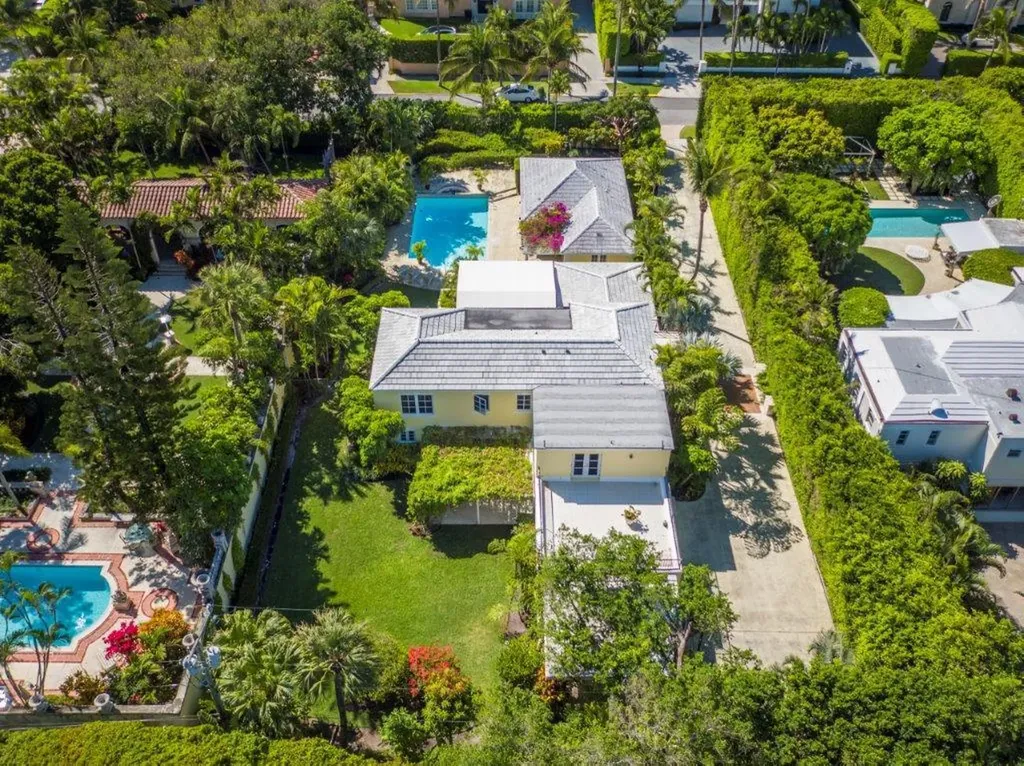 137 Dunbar Road Palm Beach FL 33480