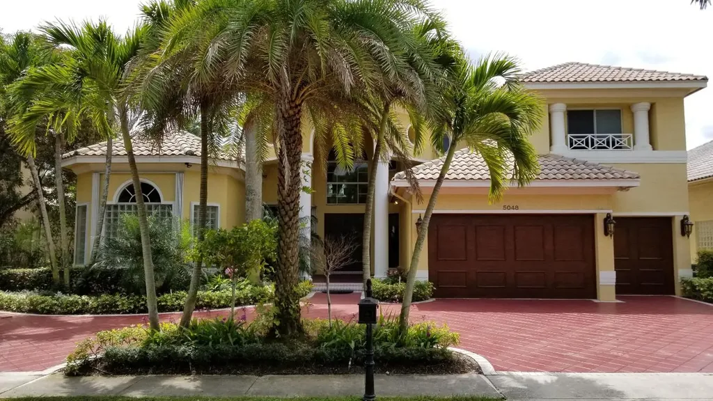 5048 NW 24th Circle Boca Raton FL 33431