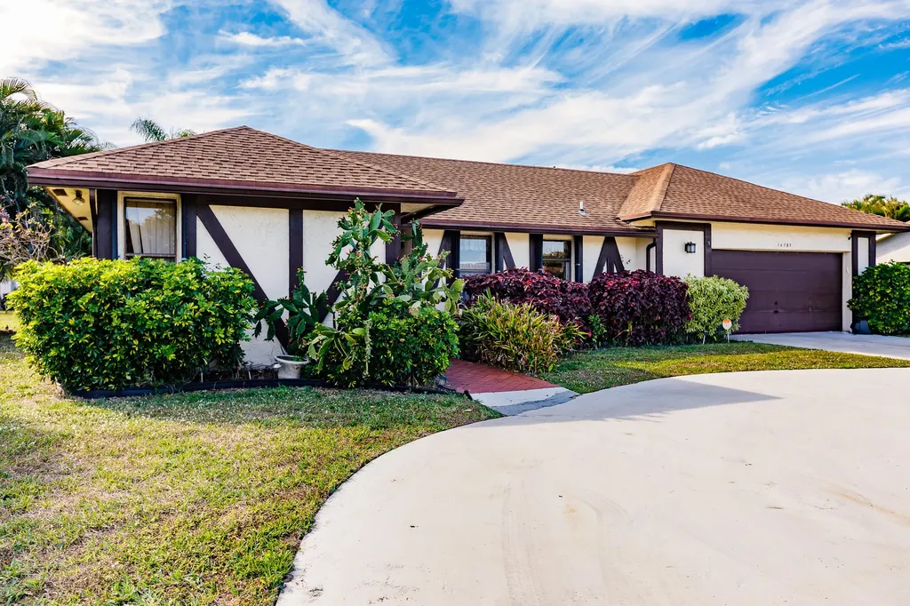 14783 Country Lane Delray Beach FL 33484
