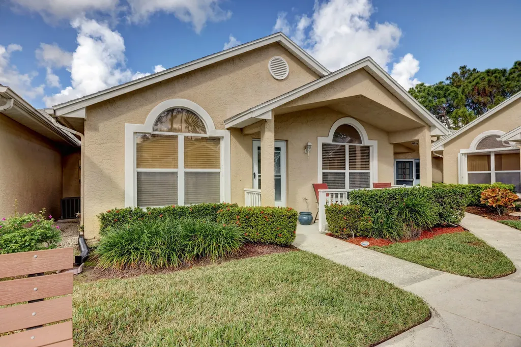 1147 NW Lombardy Drive Port St Lucie FL 34986