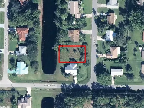2586 SE Charleston Drive Port St Lucie FL 34952