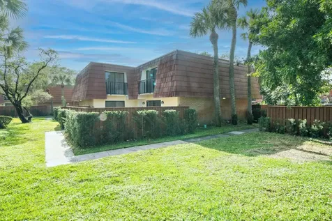 426 Live Oak Lane Boynton Beach FL 33436