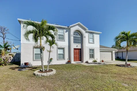 2441 SW Falcon Circle Port St Lucie FL 34953