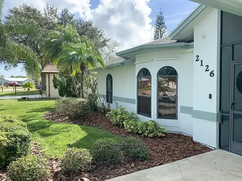 2126 SE Dolphin Road Port St Lucie FL 34952