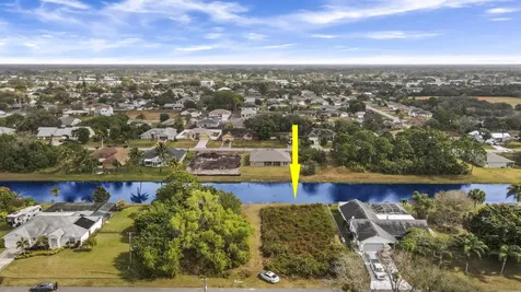 1937 SW Castinet Lane Port St Lucie FL 34953