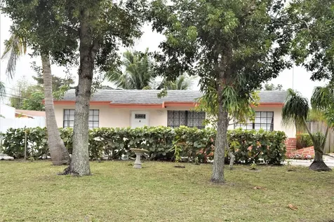 5520 S 37th Court Greenacres FL 33463