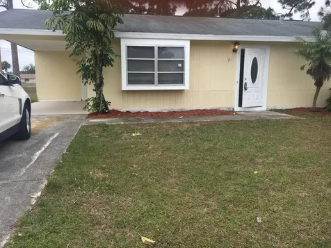 1798 SE Vesthaven Court Port St Lucie FL 34952