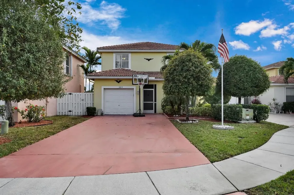 5612 Kingsmill Court Lake Worth FL 33463