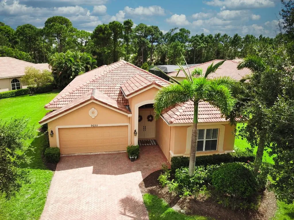 9035 Pumpkin Ridge Port St Lucie FL 34986