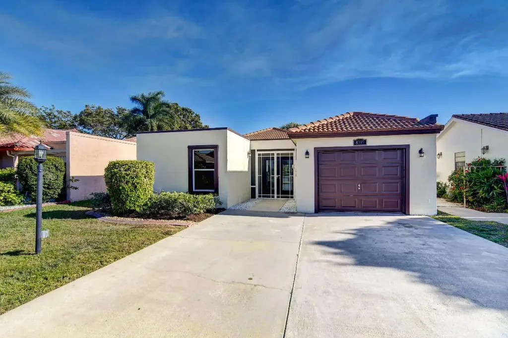 8397 Bonita Isle Drive Lake Worth FL 33467