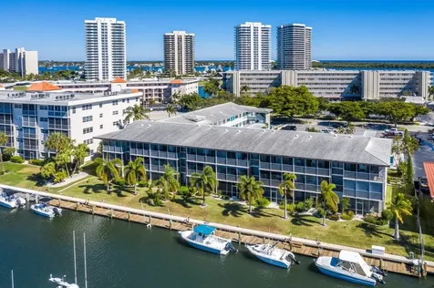 37 Yacht Club Drive North Palm Beach FL 33408