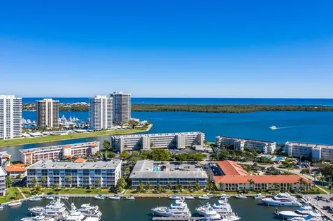 37 Yacht Club Drive North Palm Beach FL 33408