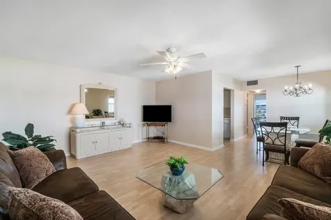 37 Yacht Club Drive North Palm Beach FL 33408