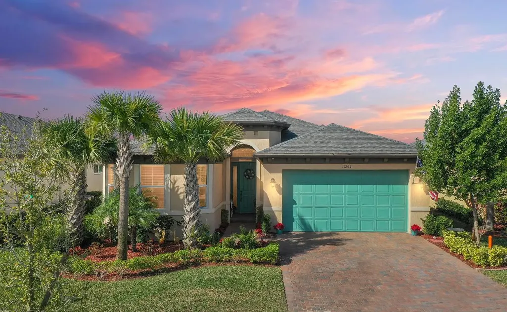 11204 SW Lake Park Drive Port St Lucie FL 34987