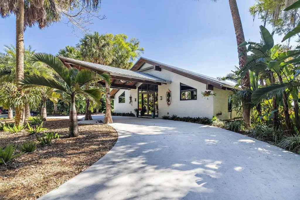 15266 SW Palm Oak Avenue Indiantown FL 34956