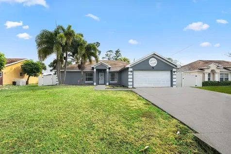 2617 SW Cadet Circle Port St Lucie FL 34953