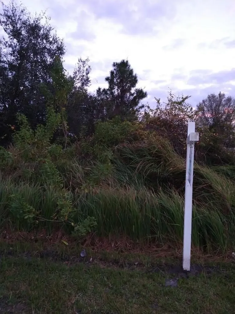 1050 SW Jennifer Terrace Port St Lucie FL 34953