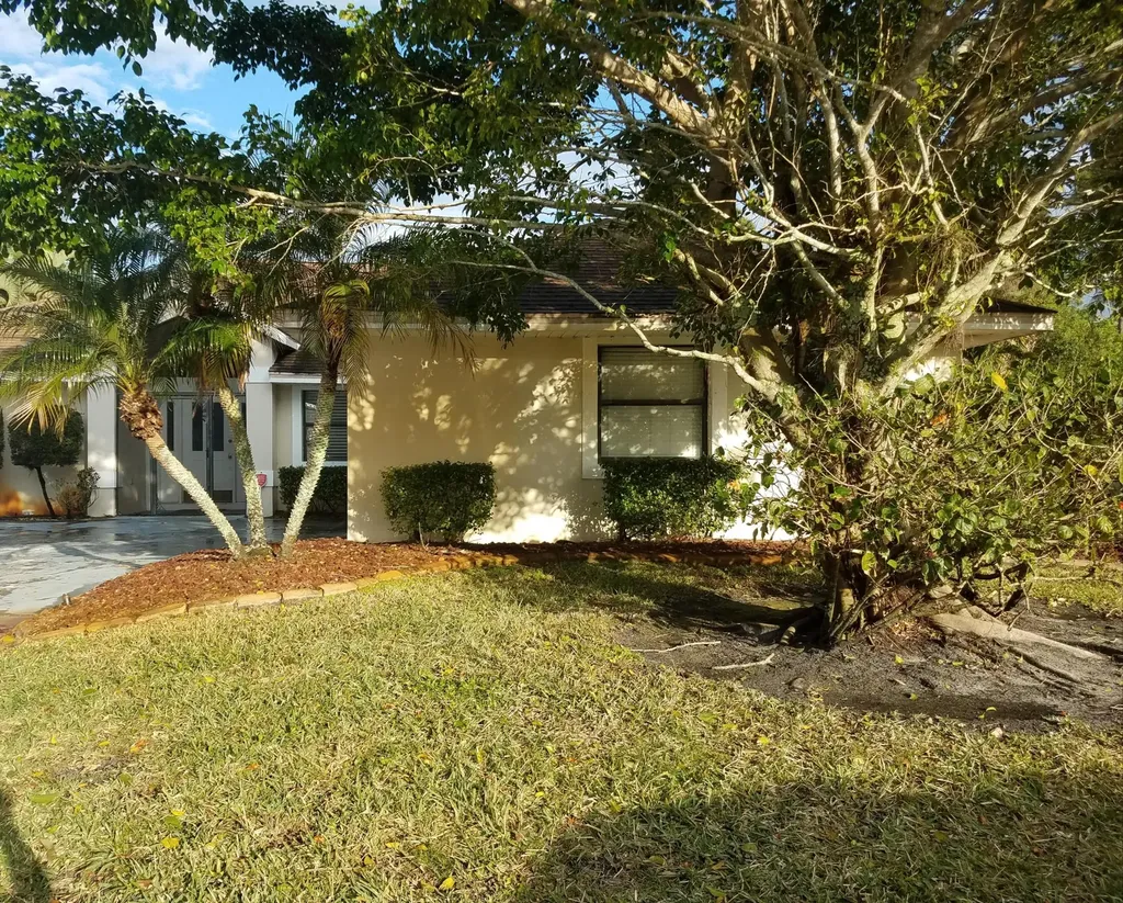 955 SW Sand Oak Drive Palm City FL 34990