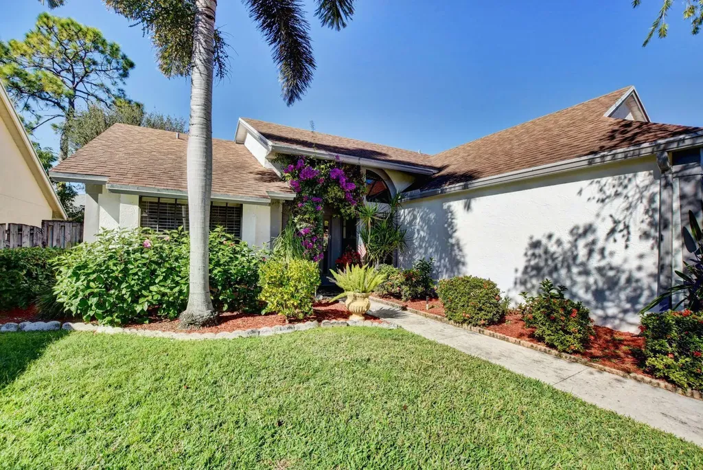 12981 Blue Lake Drive Wellington FL 33414