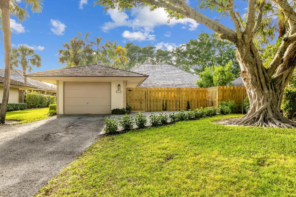 2139 Wightman Drive Wellington FL 33414