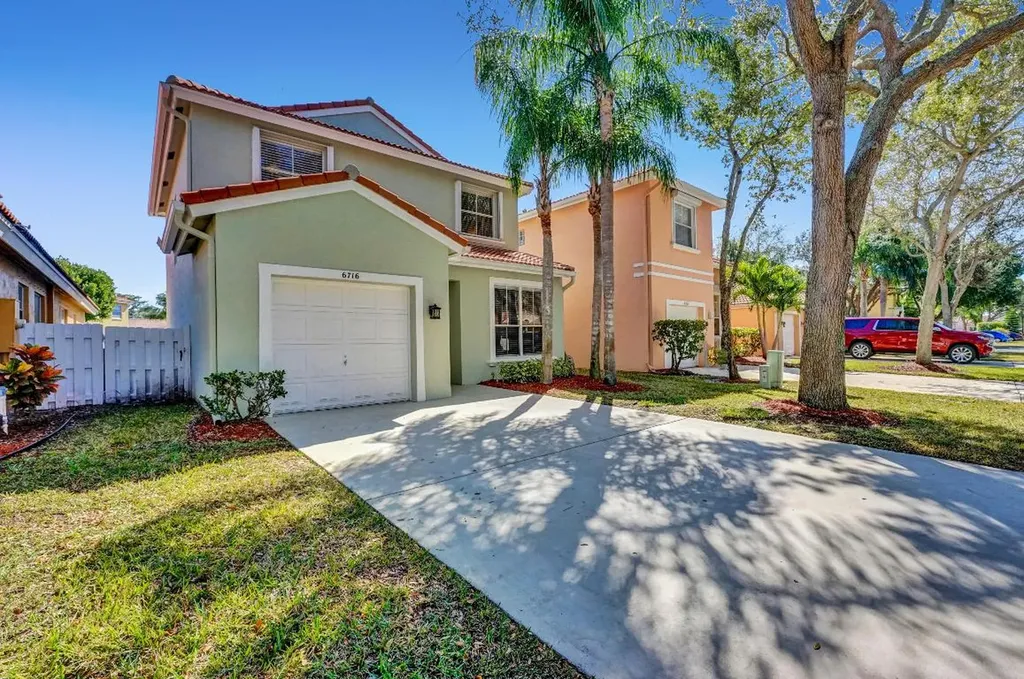 6716 Green Island Circle Lake Worth FL 33463
