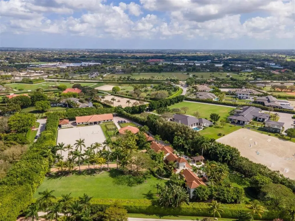 13808 Fairlane Court Wellington FL 33414