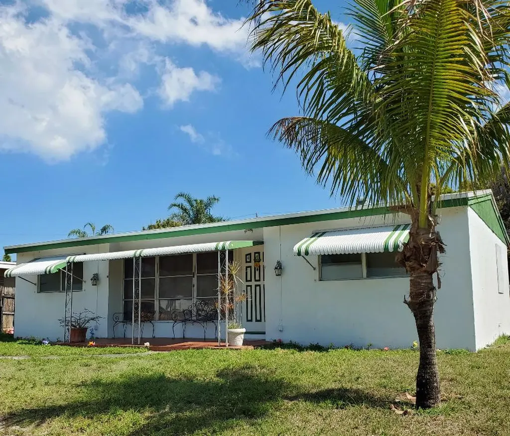 444 Seminole Drive Lake Worth FL 33462