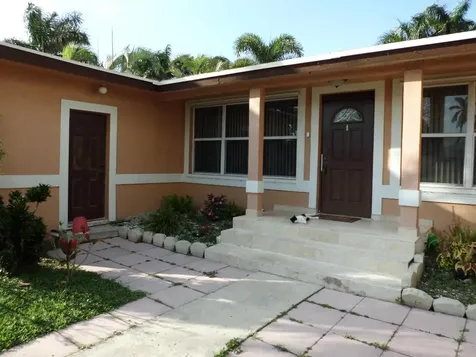 309 NW Avenue D Belle Glade FL 33430