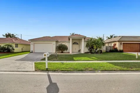 7090 Lake Island Drive Lake Worth FL 33467