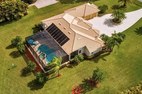 8072 Spendthrift Lane Port St Lucie FL 34986