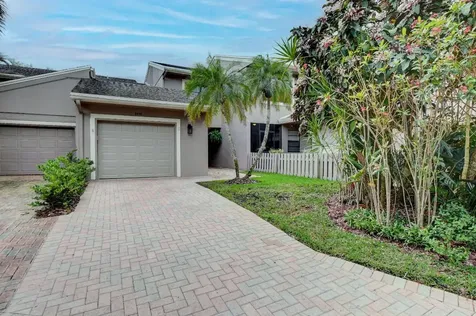 6656 Thornhill Court Boca Raton FL 33433